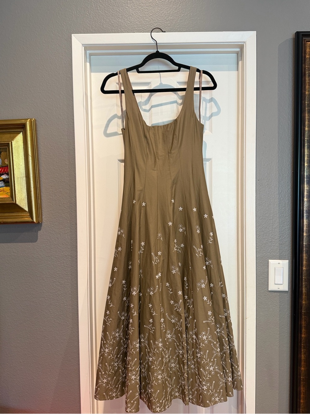 NWT STAUD Wells Dress Taupe Embroidery Floral Cotton Midi Dress Size 4 $495 - Picture 5 of 7